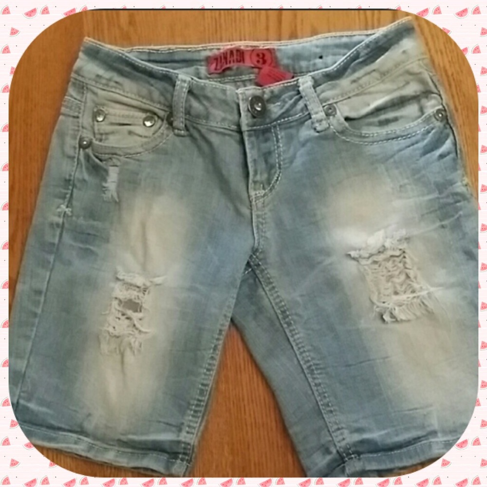 Girls/Women's Distressed Jean Shorts sz 3